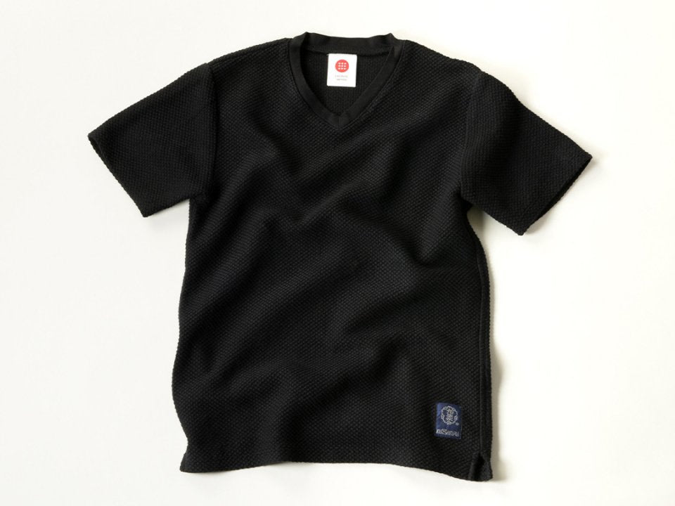 Black dyed T-shirt V-neck | 黒染めVネックTシャツ 